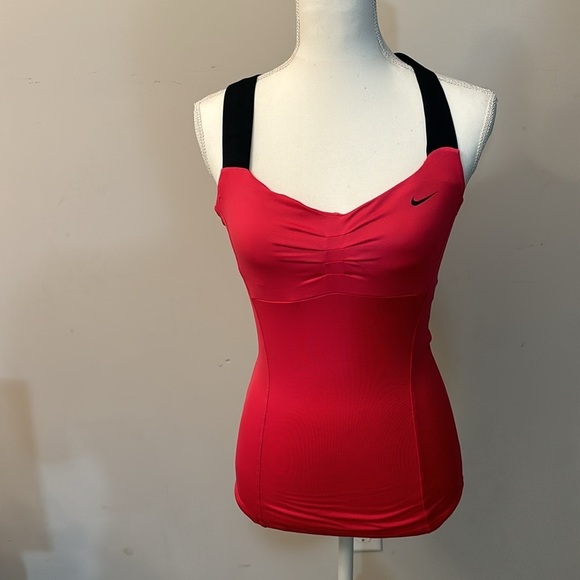 Nike Tops - Ladies NIKE TANK